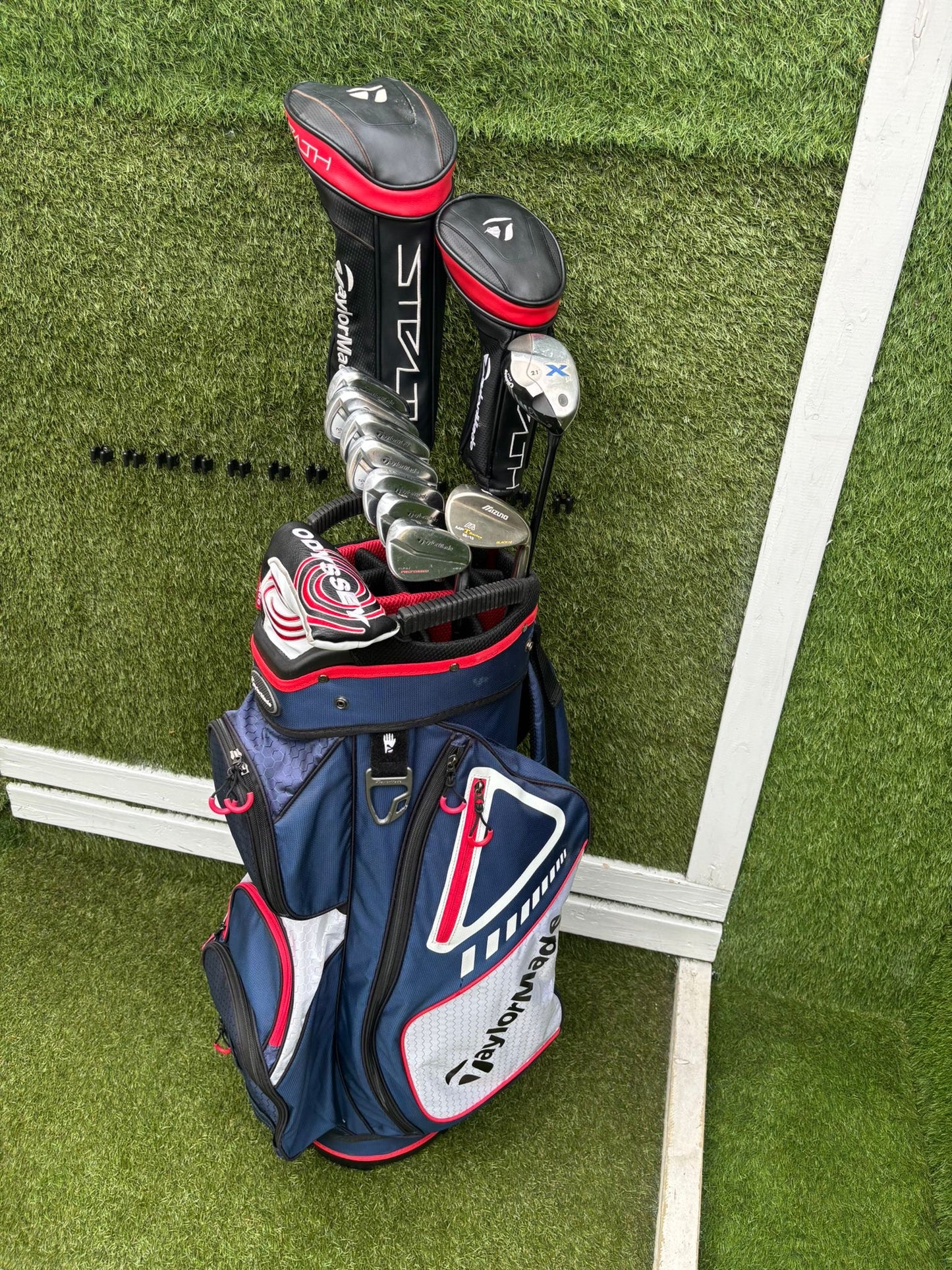 TaylorMade Tour Preferred MC Irons (4–PW) + Burner Driver, R9 Fairway, Callaway Hybrid, Ping Cadence Putter & TaylorMade Bag
