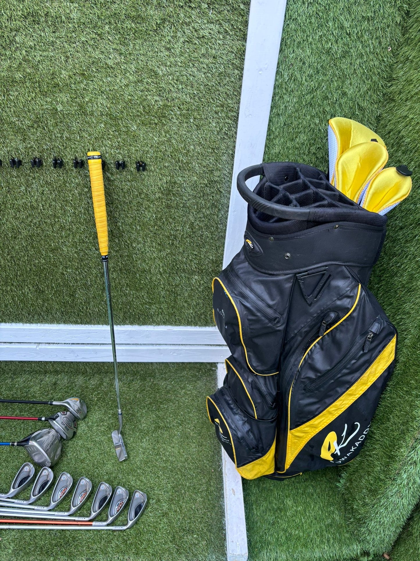 🔥 Ping G10 Irons (5–SW) + Cobra Driver + Ping G15 3 Wood + TaylorMade Hybrid + PowaKaddy Dri Waterproof Bag