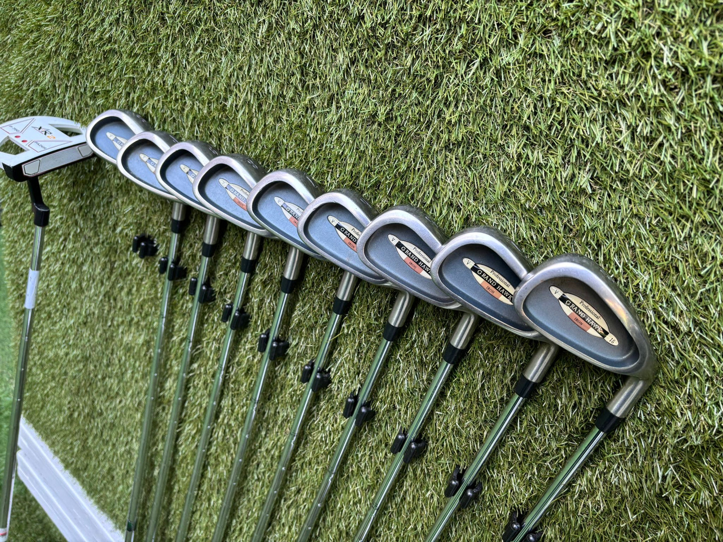 Grand Hawk Professional V16 Complete Golf Set - Free P&P