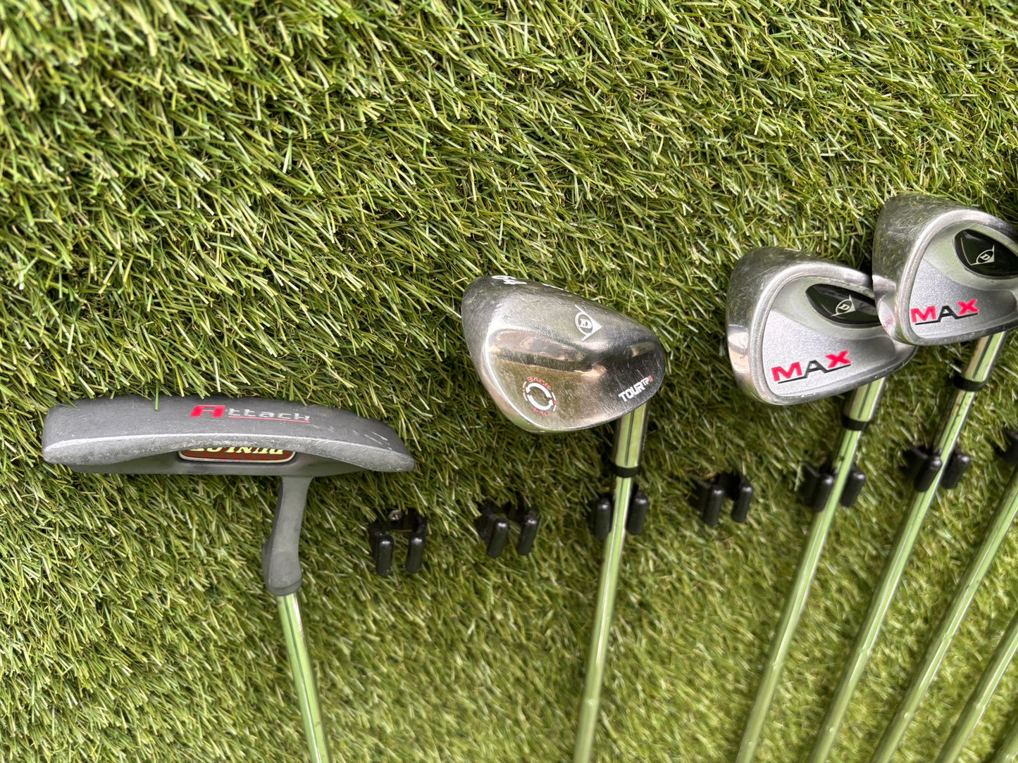 Dunlop MAX Golf Set with Matching Woods, 64° Wedge & Jaxx Stand Bag
