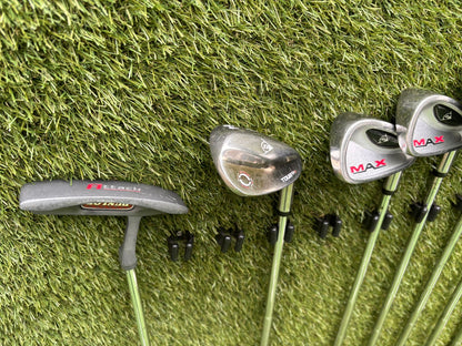 Dunlop MAX Golf Set with Matching Woods, 64° Wedge & Jaxx Stand Bag