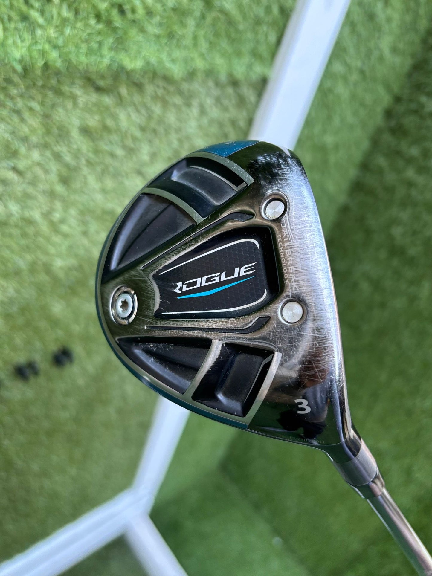 Callaway Rogue 3 Wood (15°) – Aldila Synergy 60 Regular - Free Delivery