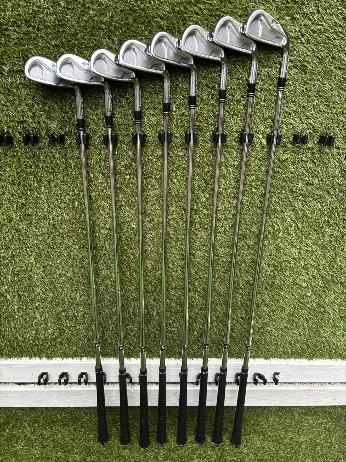 TaylorMade RSi TP Forged Irons (3–PW) – Premium Forged Tour Set