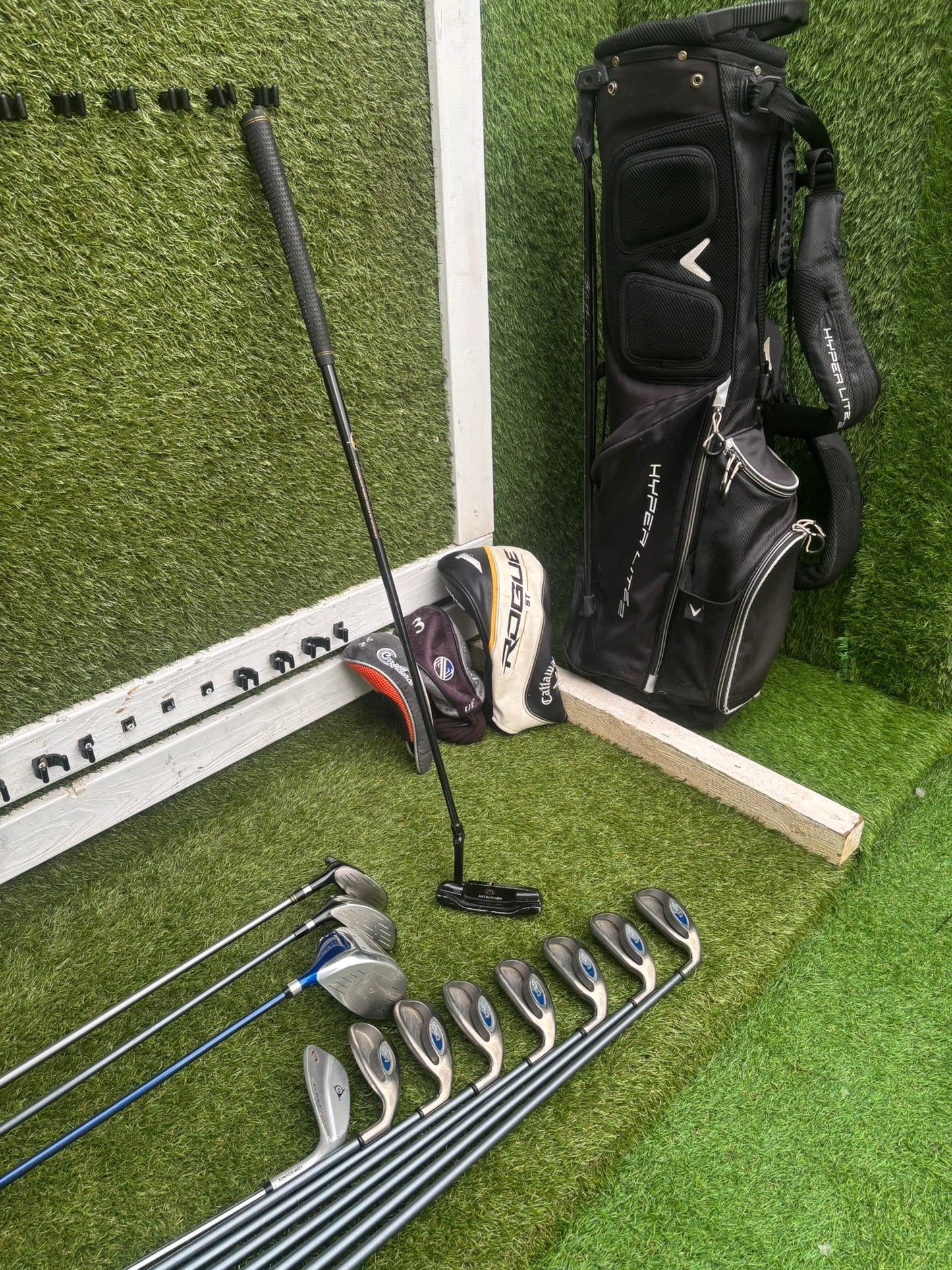 Callaway Tungsten Titanium Irons + Donnay Driver + Mizuno Fairway + Confidence Hybrid + Callaway Stand Bag (12 Clubs)