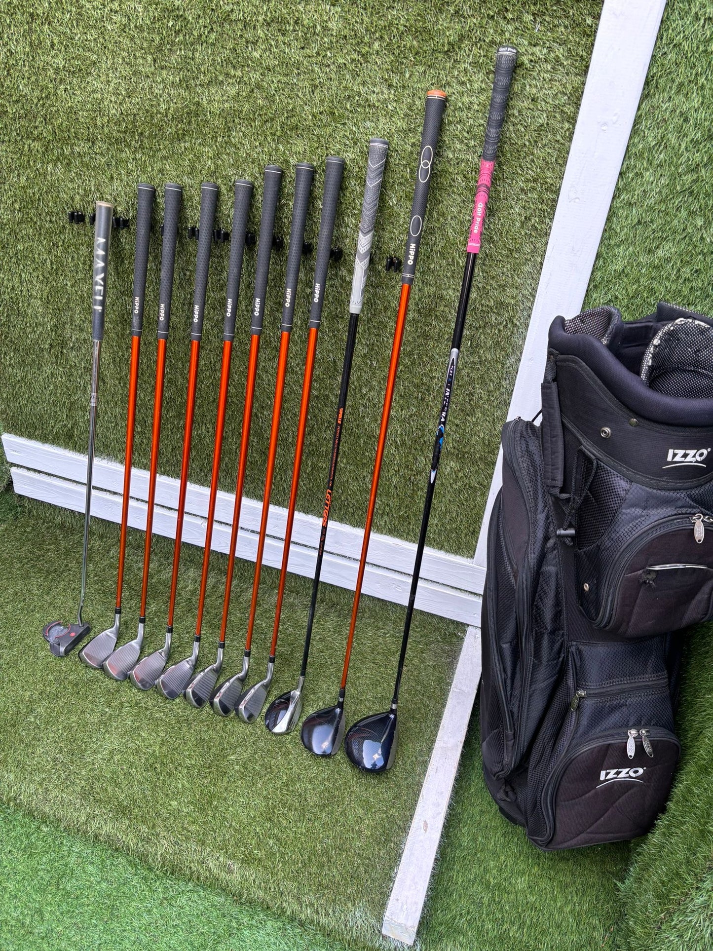 Hippo XXL Iron Set + TaylorMade r7 Rescue Hybrid + Integra Driver + Izzo Stand Bag