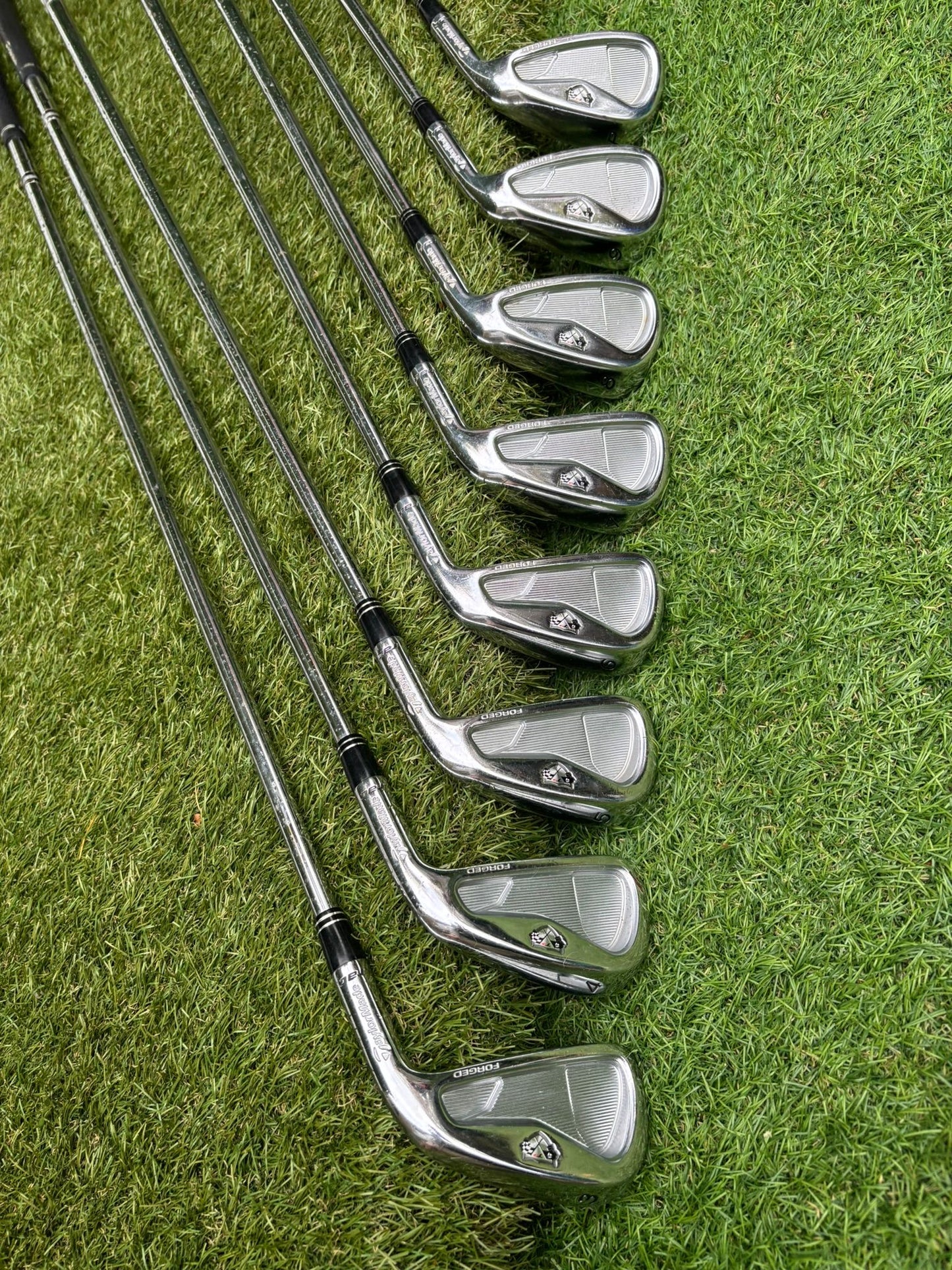 TaylorMade RSi TP Forged Irons (3–PW) – Premium Forged Tour Set