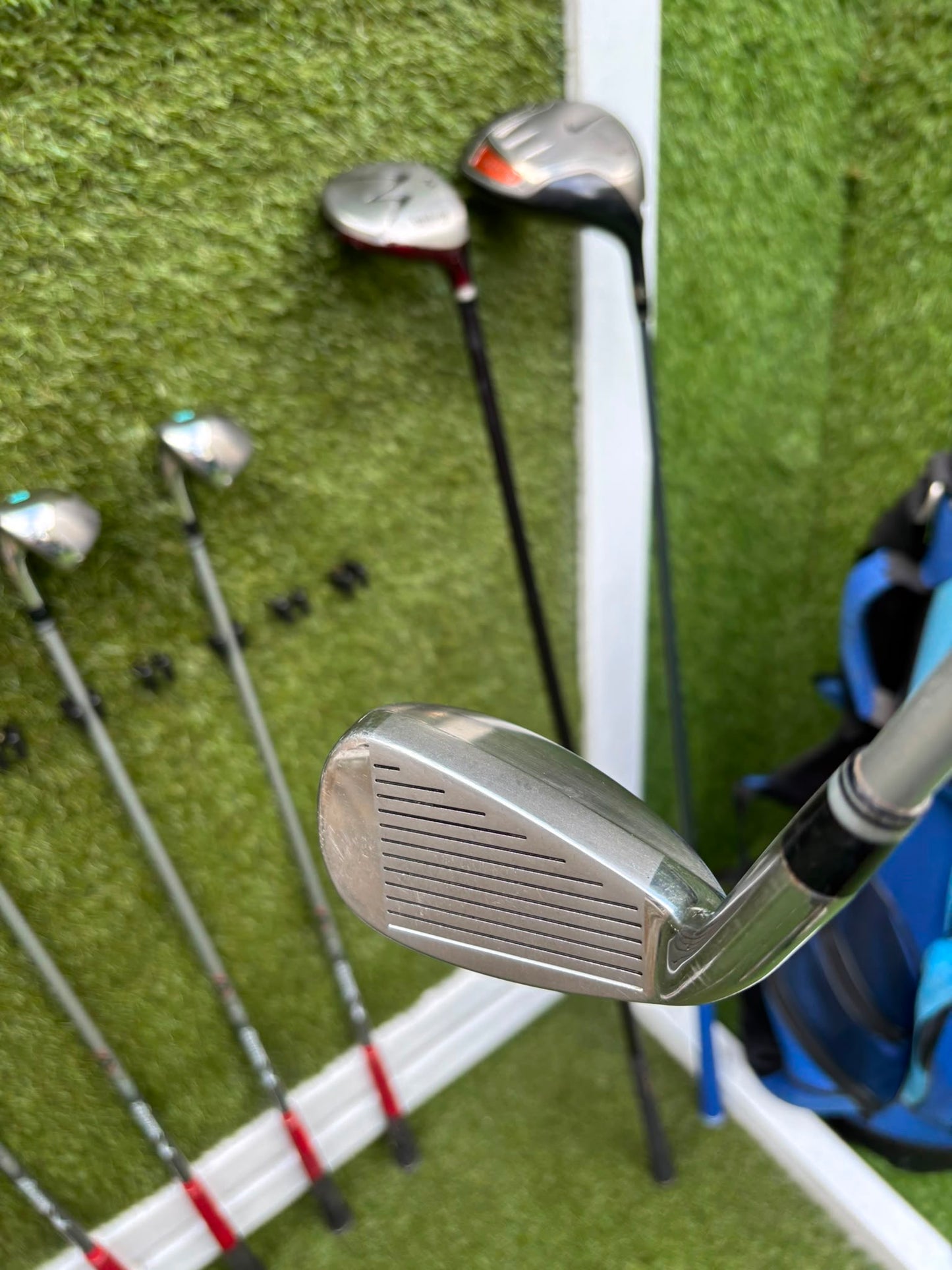 Slazenger Iron-Woods, Nike Driver, Wilson Fairway Wood, Voodoo Daddy Putter & Stand Bag