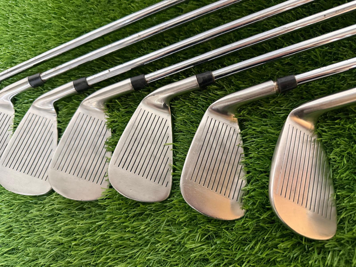 Men’s Left-Handed Wilson Golf Set – Beginners to Mid Handicap Golfers. Everything you need!