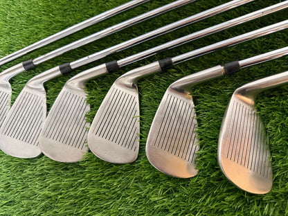 Men’s Left-Handed Wilson Golf Set – Beginners to Mid Handicap Golfers. Everything you need!