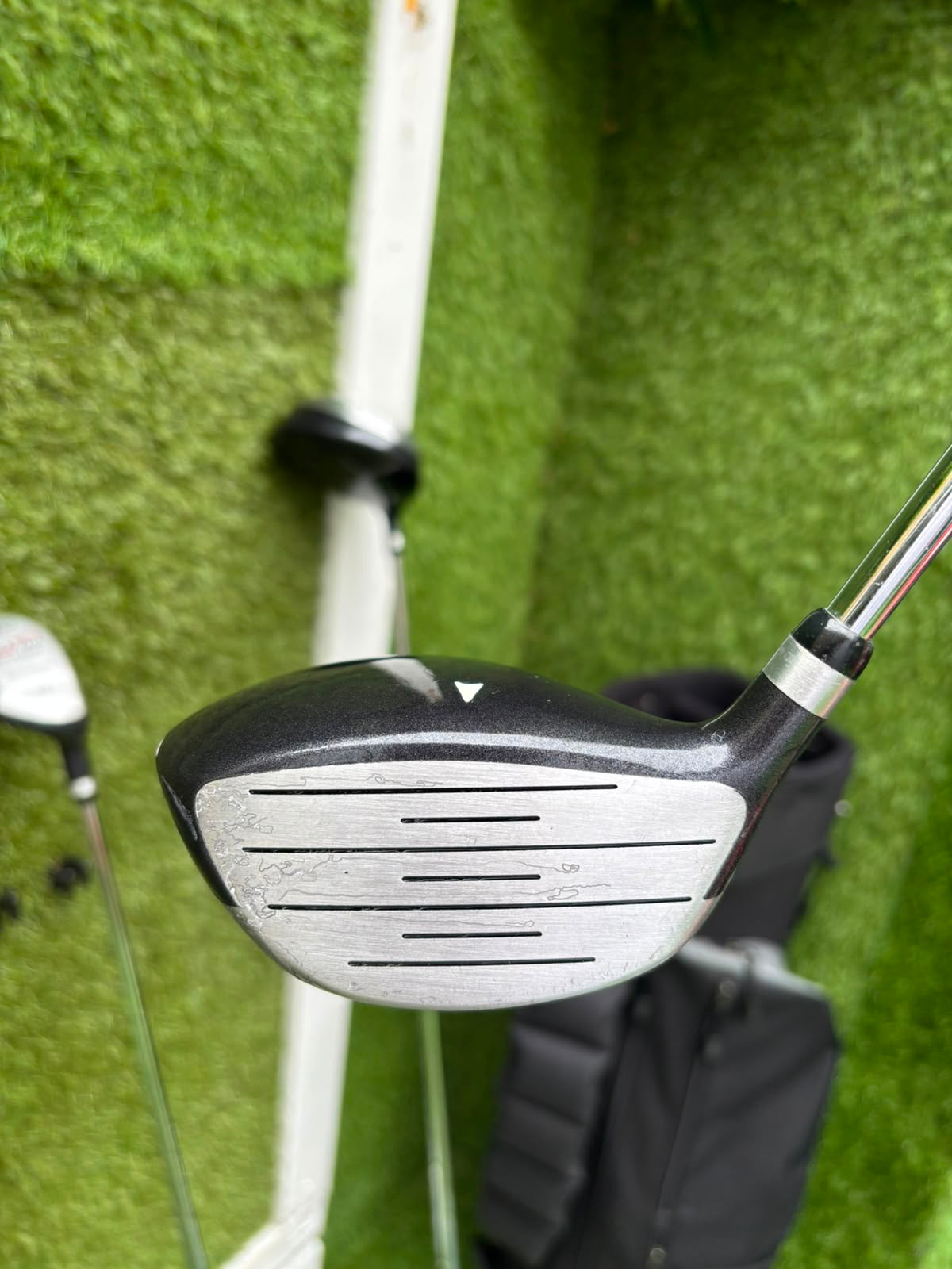 Unused and Boxed Dyna-Tech “Tech Force” Full Golf Set (5–SW) + Driver, 3 Wood, Hybrid + Bag