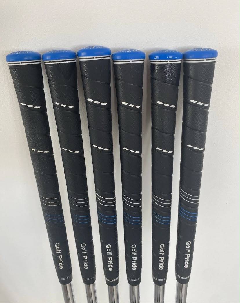 Cobra One Length F7 irons 5-PW Right Handed