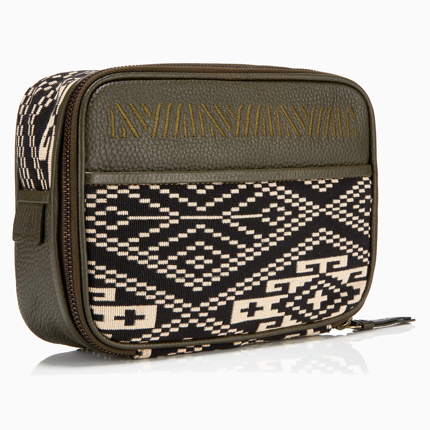 Gaucho Aztec Zip Around Toiletry Wash Bag, Black and Cream Canvas