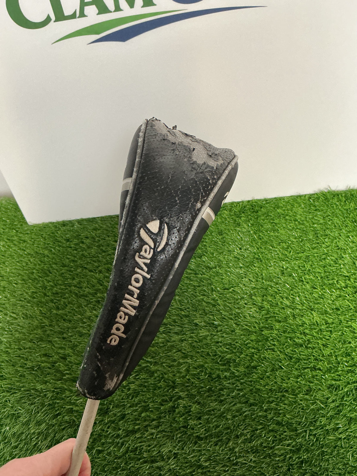Pre-Owned Mens left handed TaylorMade 22 degree rescue wood
