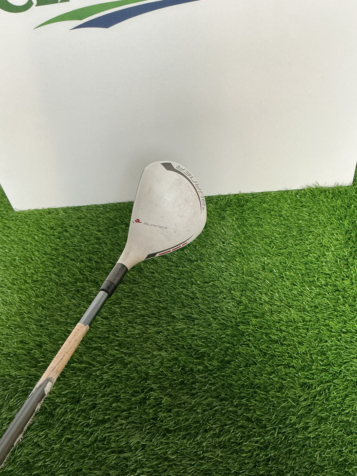 Pre-Owned TaylorMade 21 degree hybrid rescue wood
