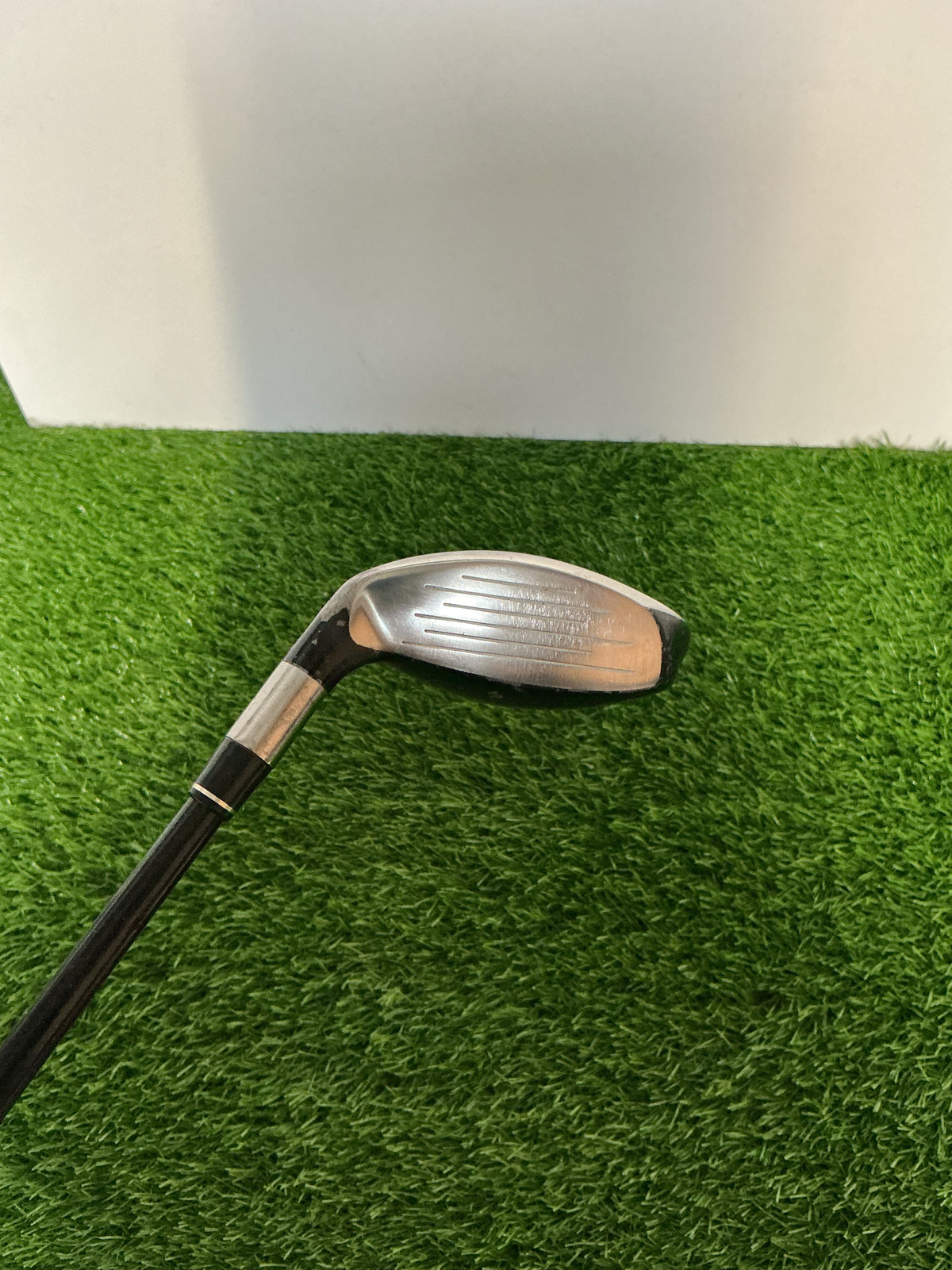 Pre-Owned Mens RH TaylorMade 25 Degree Hybrid
