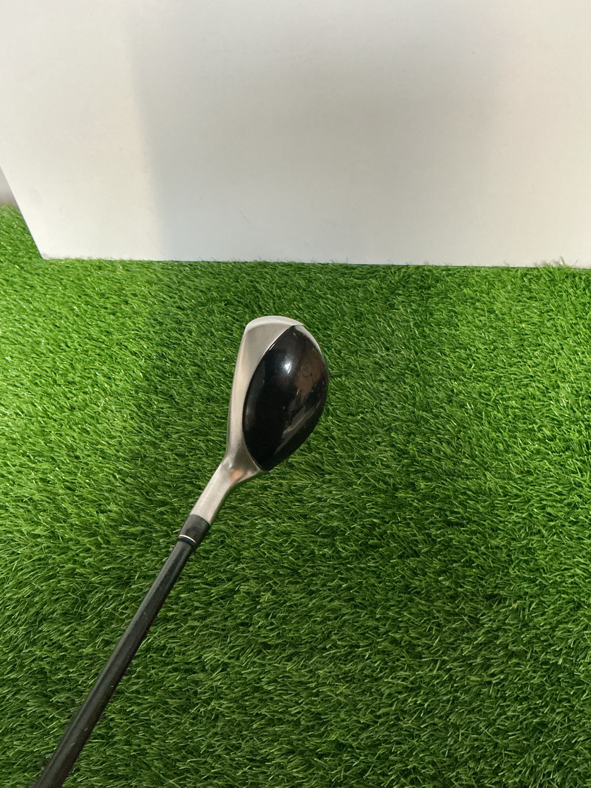 Pre-Owned Mens RH TaylorMade 16 degree 2H