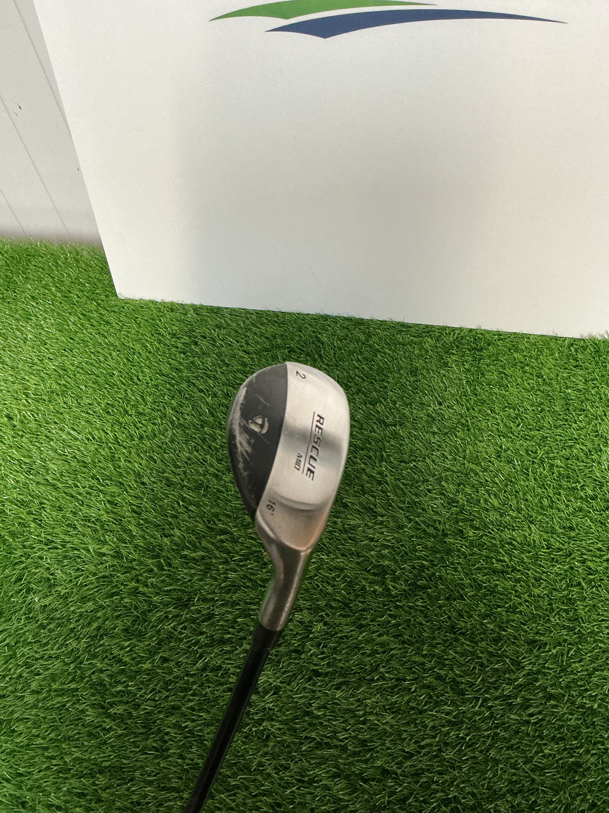 Pre-Owned Mens RH TaylorMade 16 degree 2H