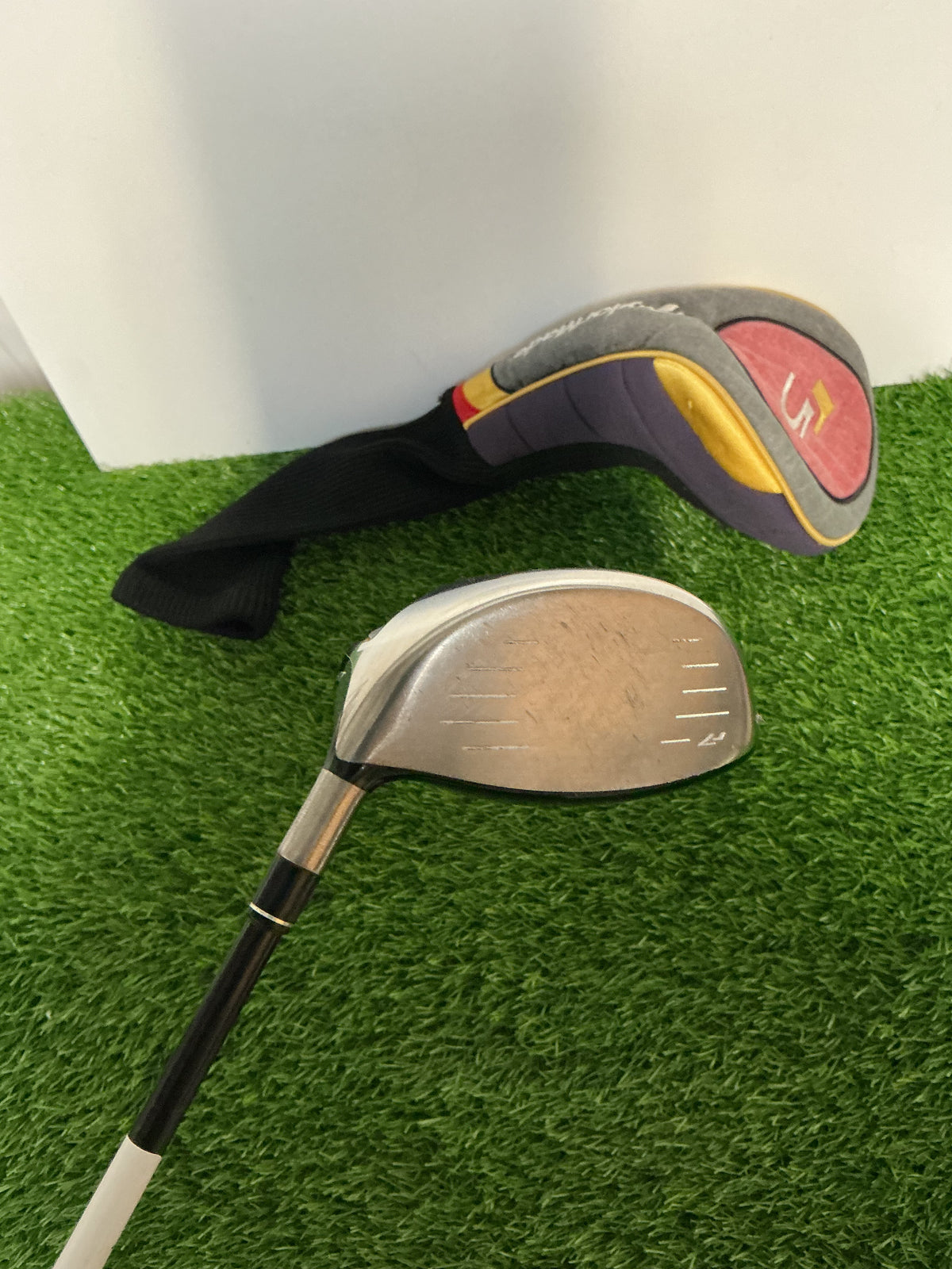 Pre-Owned Mens RH TaylorMade R7 HT 13.5 Degree Senior Flex