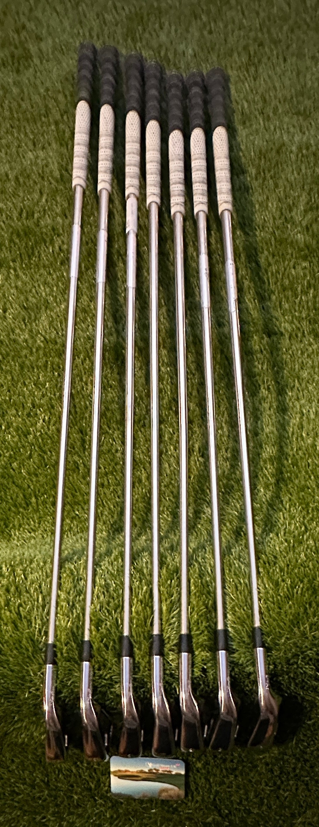 TaylorMade Forged Tour Preferred CB Stunning 4-PW Iron Set