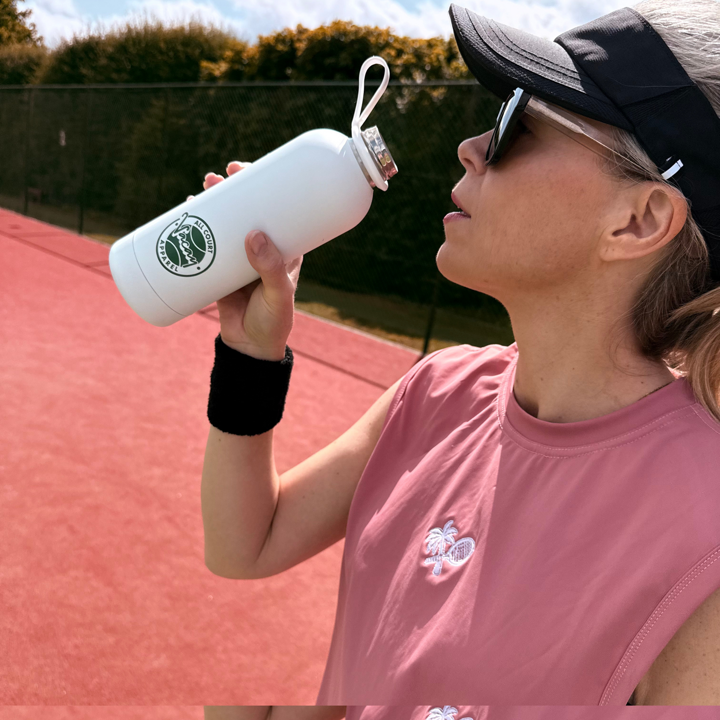 SERVED CHILLED WATER BOTTLE - WHITE/GREEN