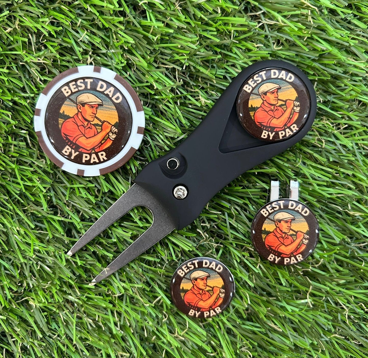 Golf Pitchfork Magnetic Hat Clip With 3 Best Day By Par Markers And Poker chip