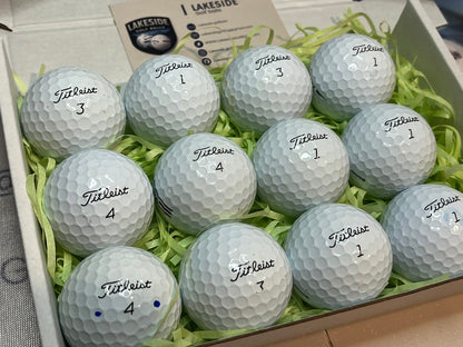 12 Titleist AVX White