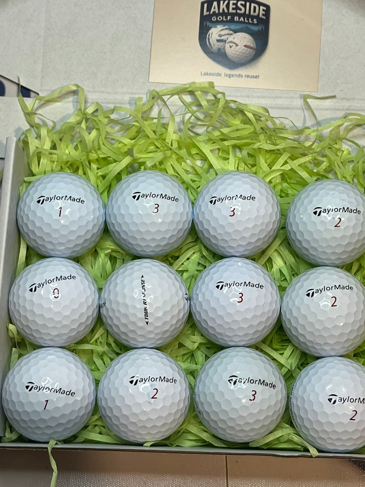 12 Taylormade Tour Response White