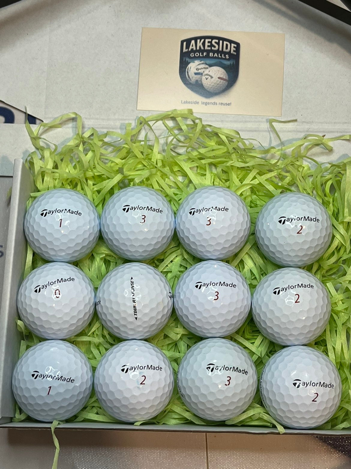 12 Taylormade Tour Response White