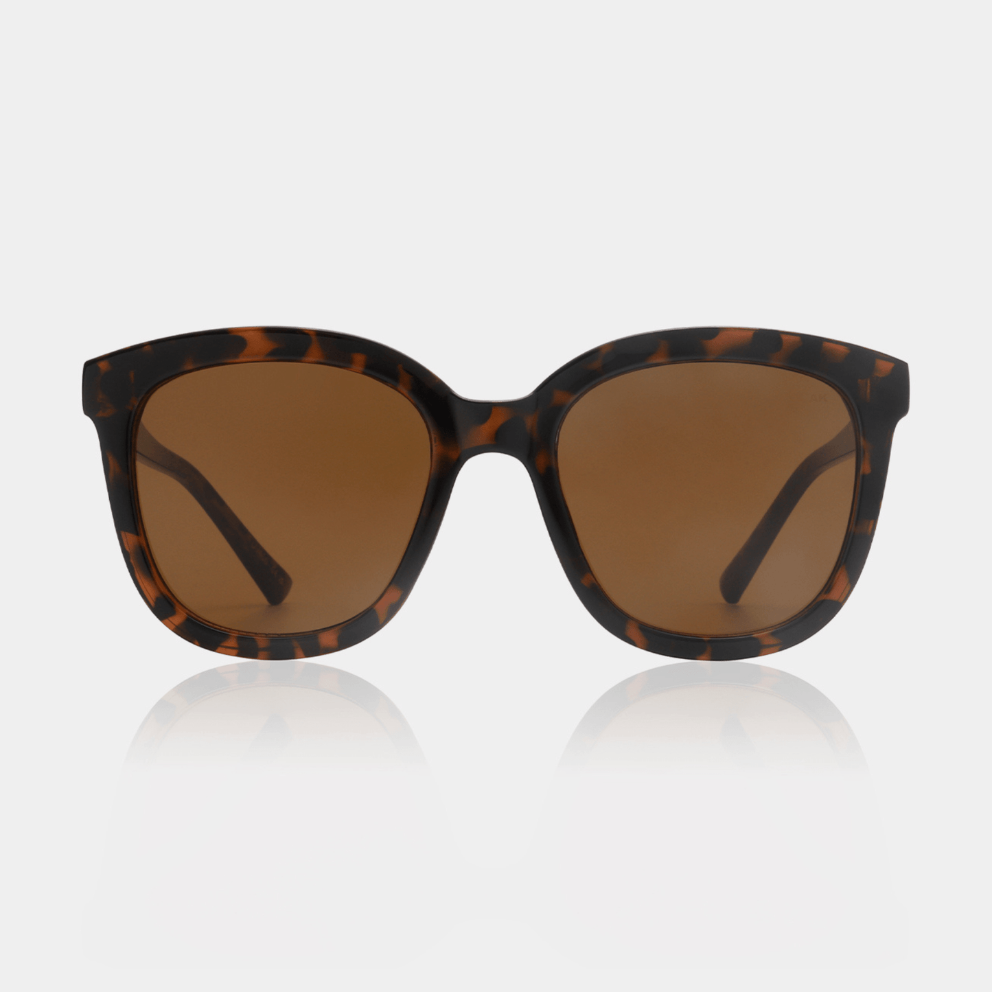 A.KJÆRBEDE BILLY Sunglasses l Demi Tortoise