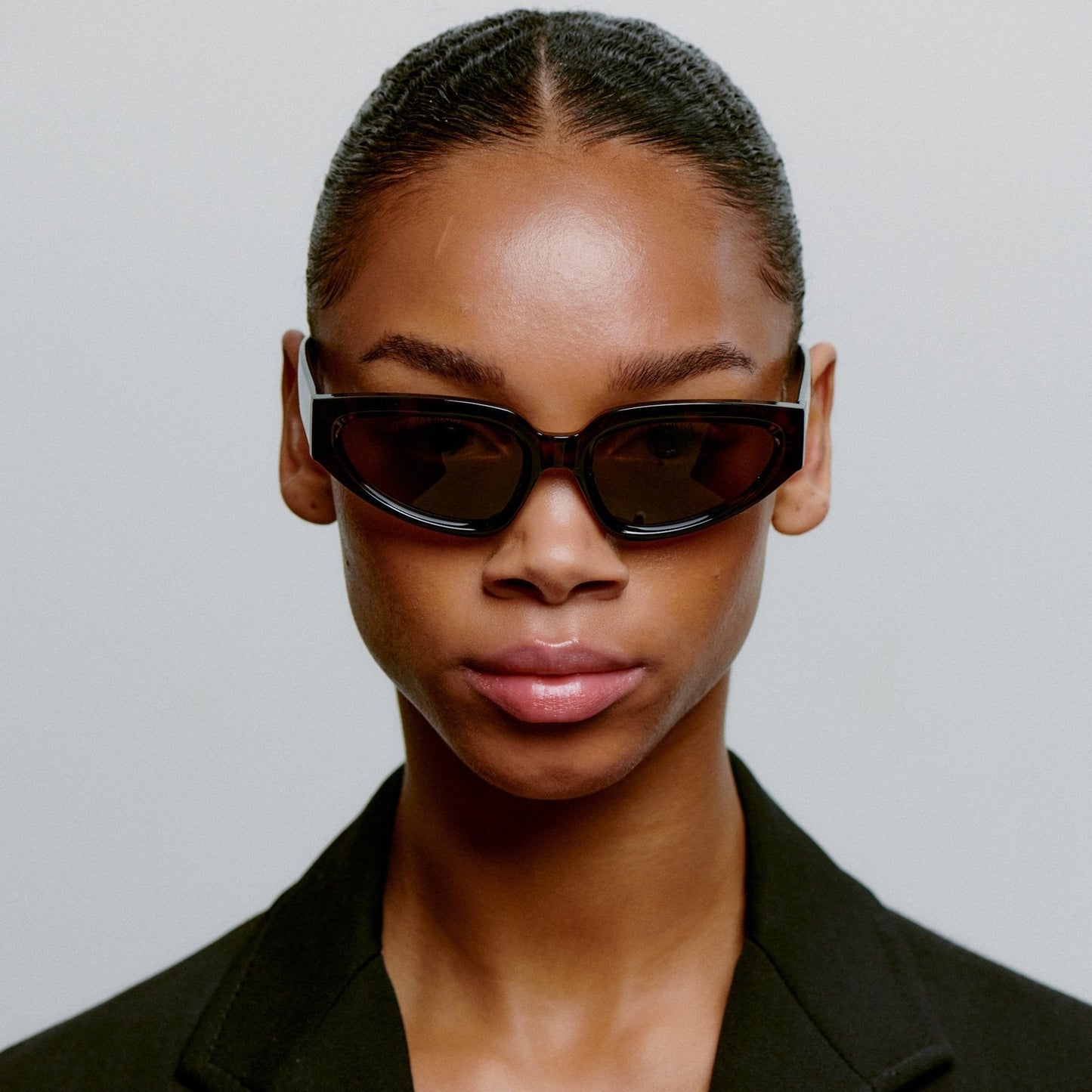 A.KJÆRBEDE ELLA Oval Cat-Eye Sunglasses l Demi Tortoise