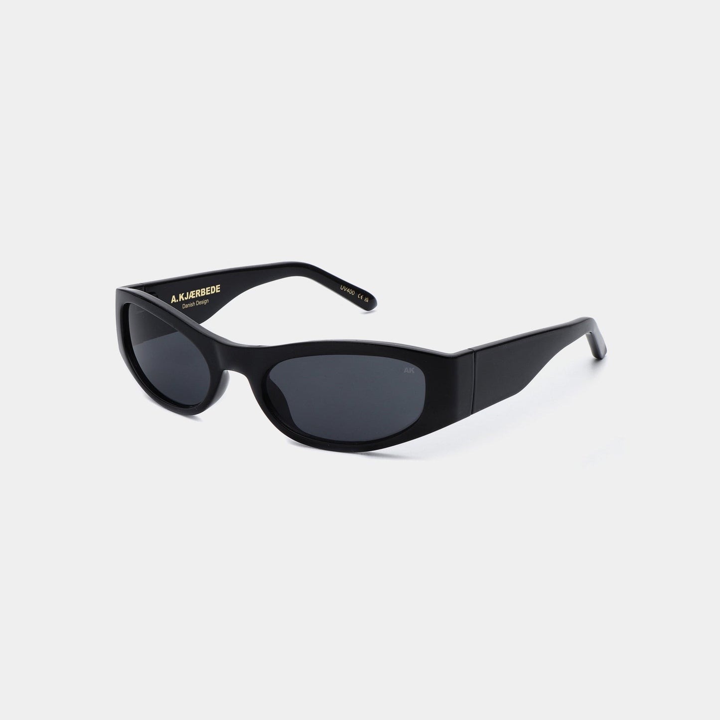 A.KJÆRBEDE GUST Sporty Cat-Eye Sunglasses l Black