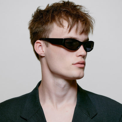 A.KJÆRBEDE GUST Sporty Cat-Eye Sunglasses l Black