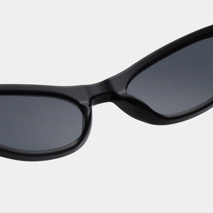A.KJÆRBEDE GUST Sporty Cat-Eye Sunglasses l Black