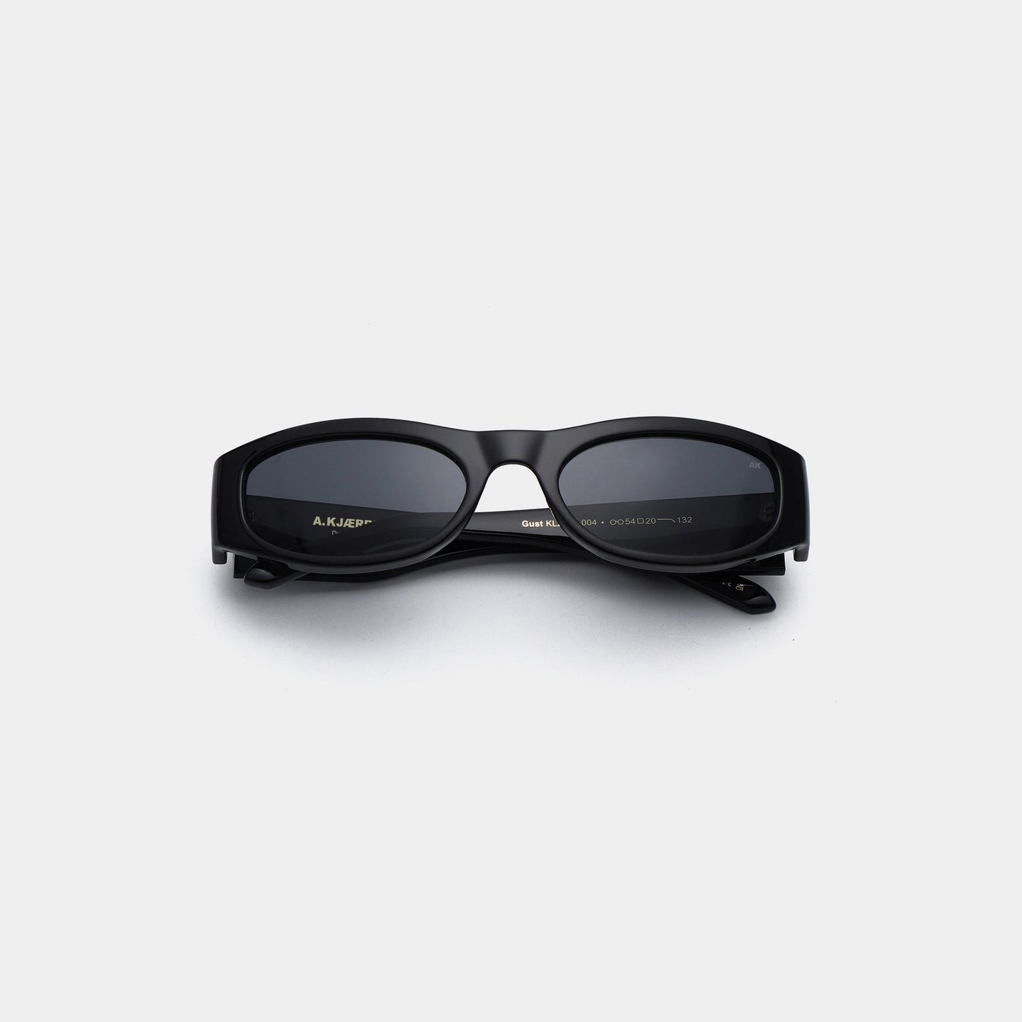 A.KJÆRBEDE GUST Sporty Cat-Eye Sunglasses l Black