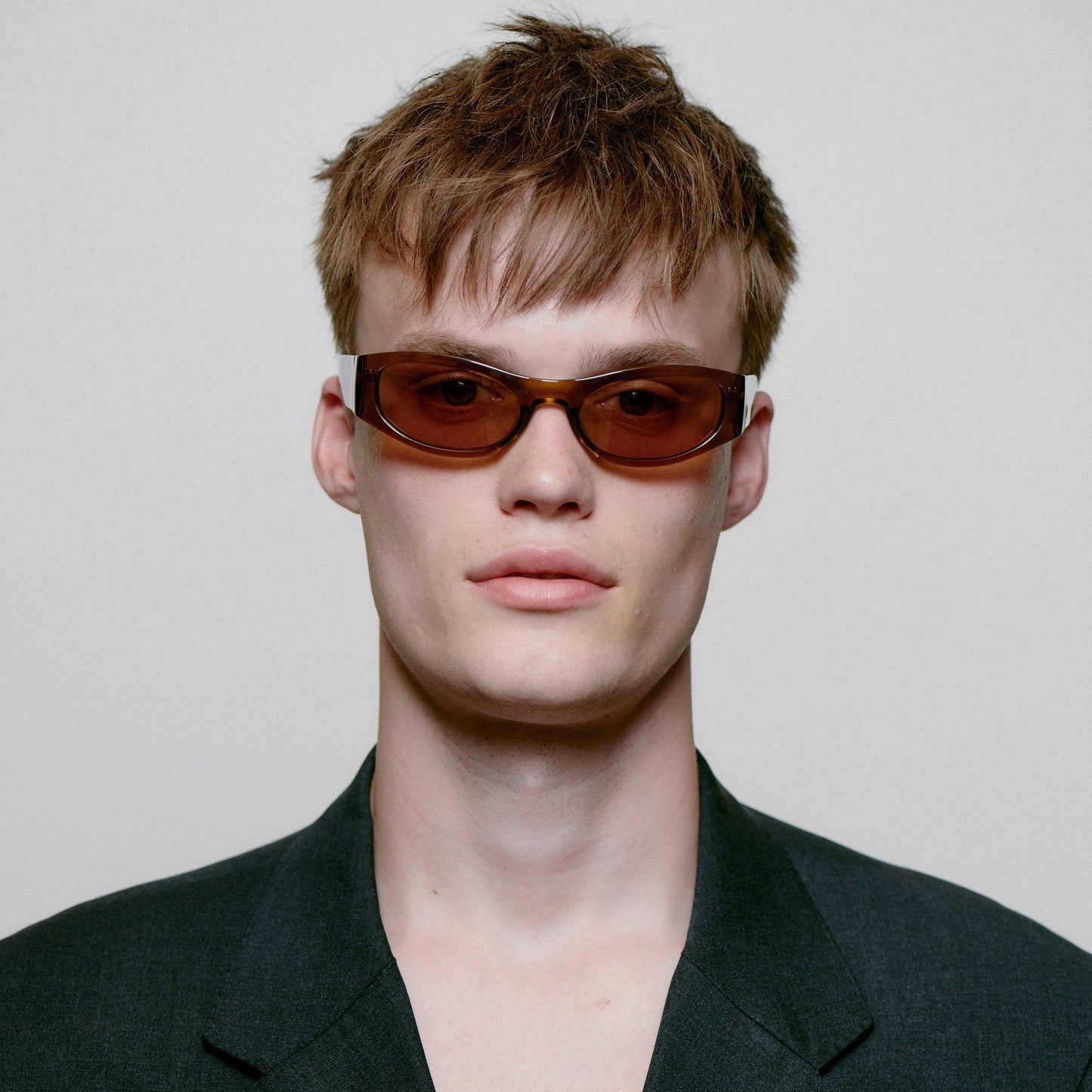 A.KJÆRBEDE GUST Sporty Cat-Eye Sunglasses l Smoke Transparent