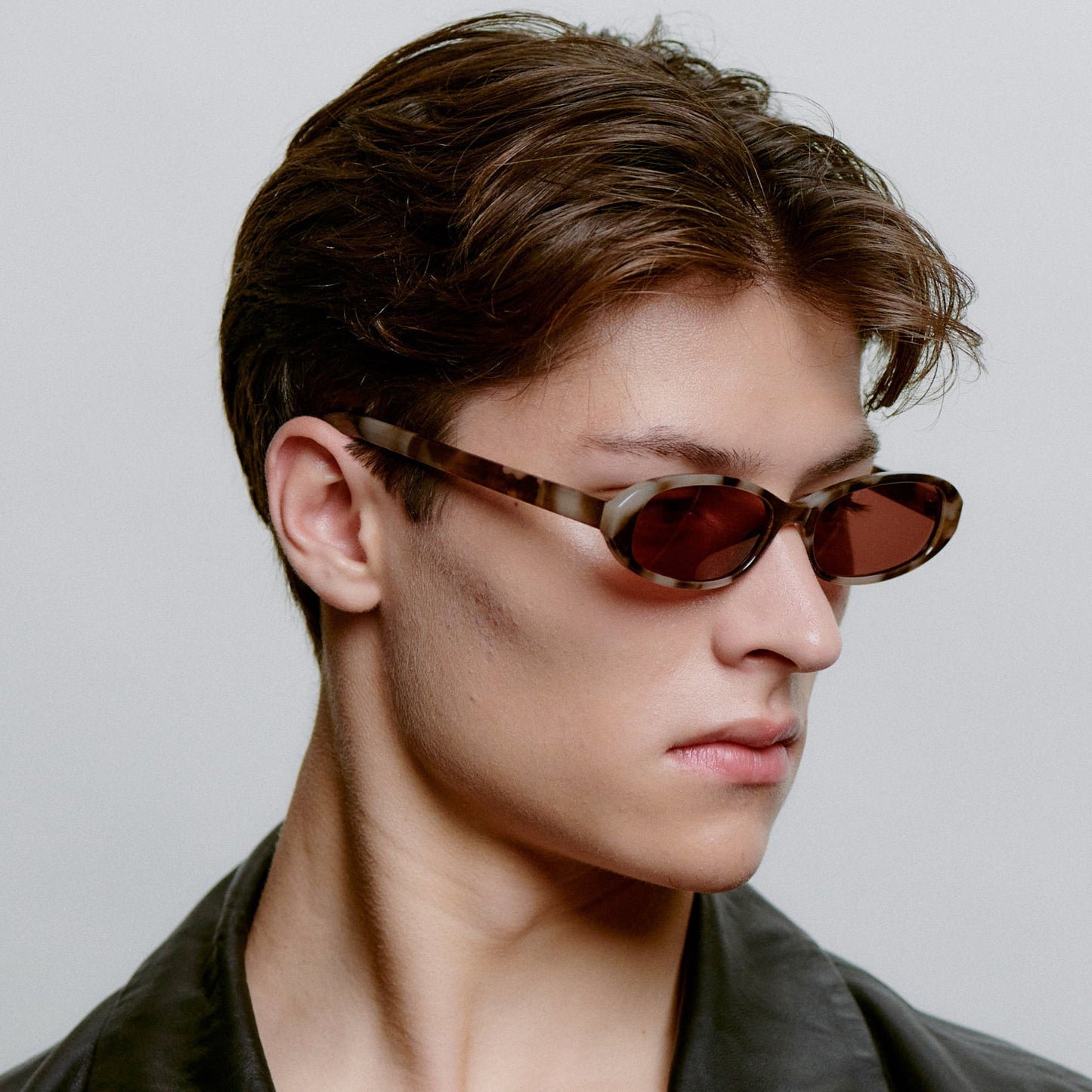 A.KJÆRBEDE MACY Sunglasses l Cookie Dough Slim Frame