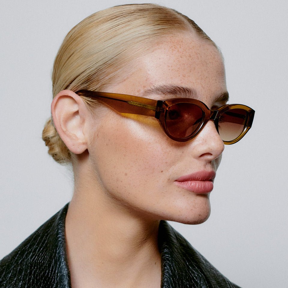 A.KJÆRBEDE WINNIE Sunglasses l Cat-Eye Smoke Transparent