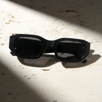LONDON Women's Cat-Eye Sunglasses Retro Thick Frame in Black by WMP Eyewear