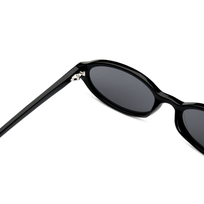 IVY Black Oval Sunglasses by Messy Weekend