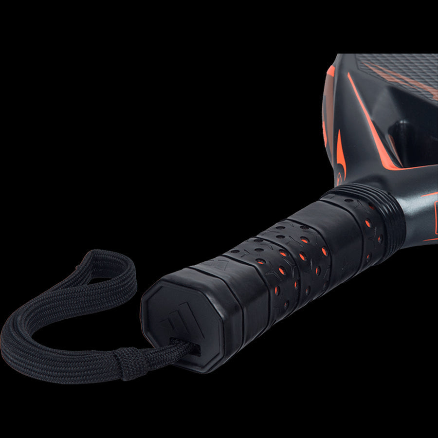 adidas Arrow Hit Carbon Ctrl