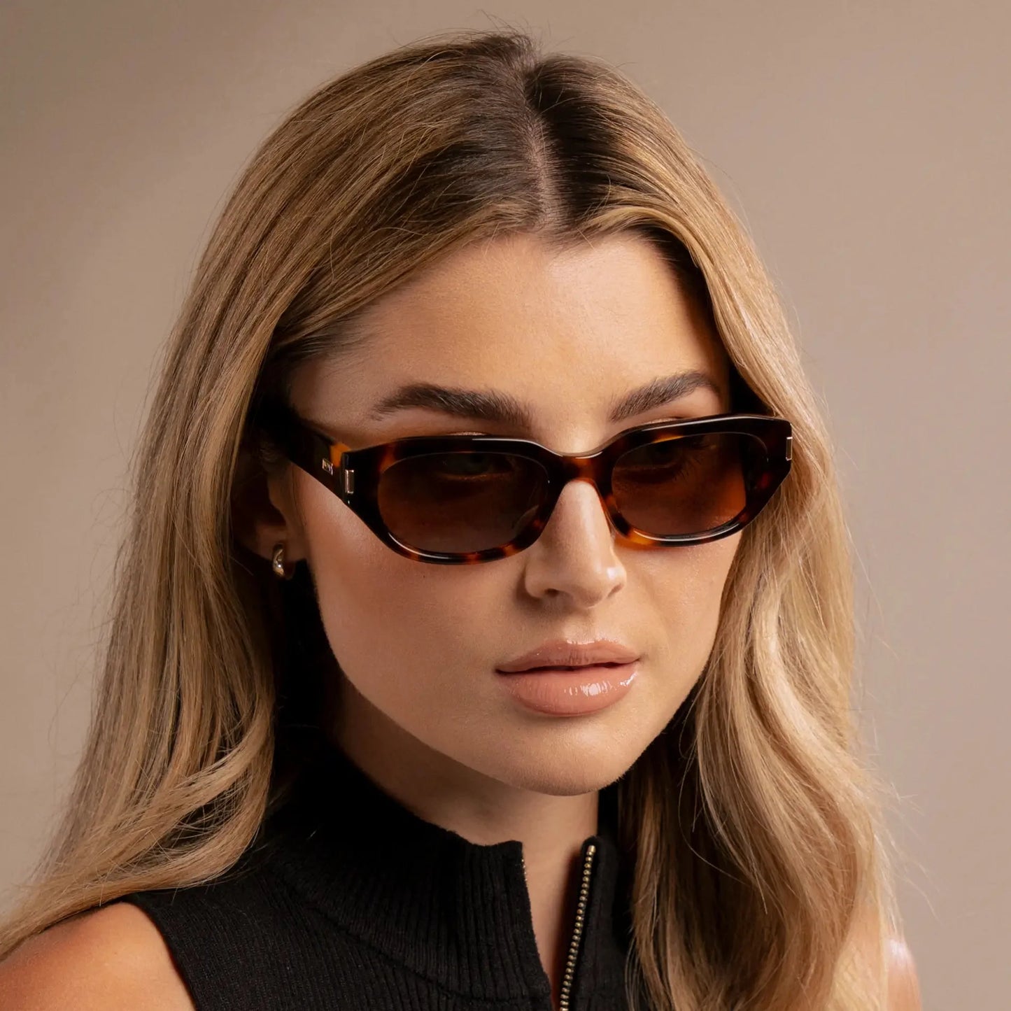 VERA Women's Oval Polarised Sunglasses in Tortoise by WMP Eyewear