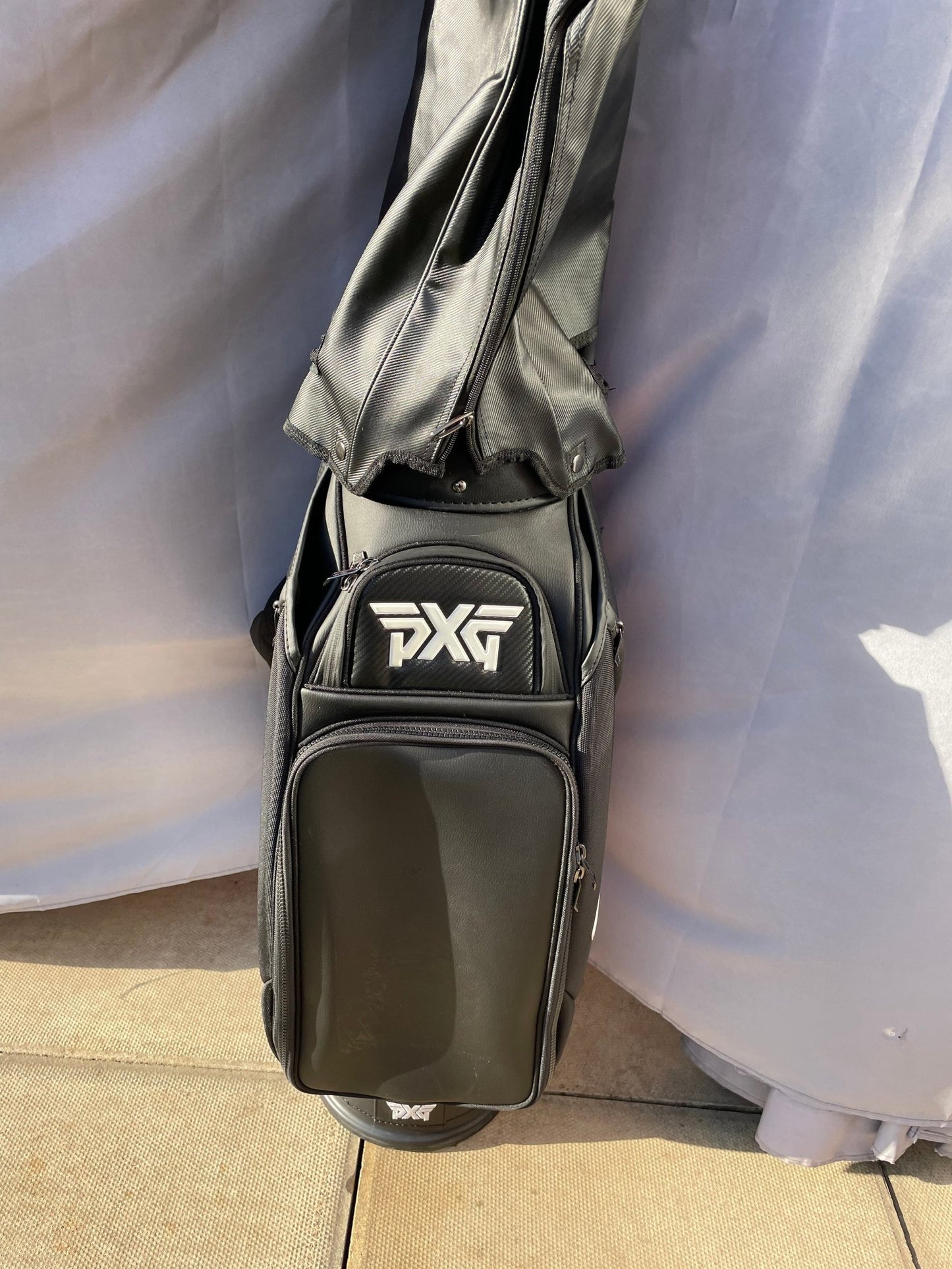 PXG Stunning Tour Bag with Rain Hood - only £165.00 Please read description before purchasing! - Golf Store UK