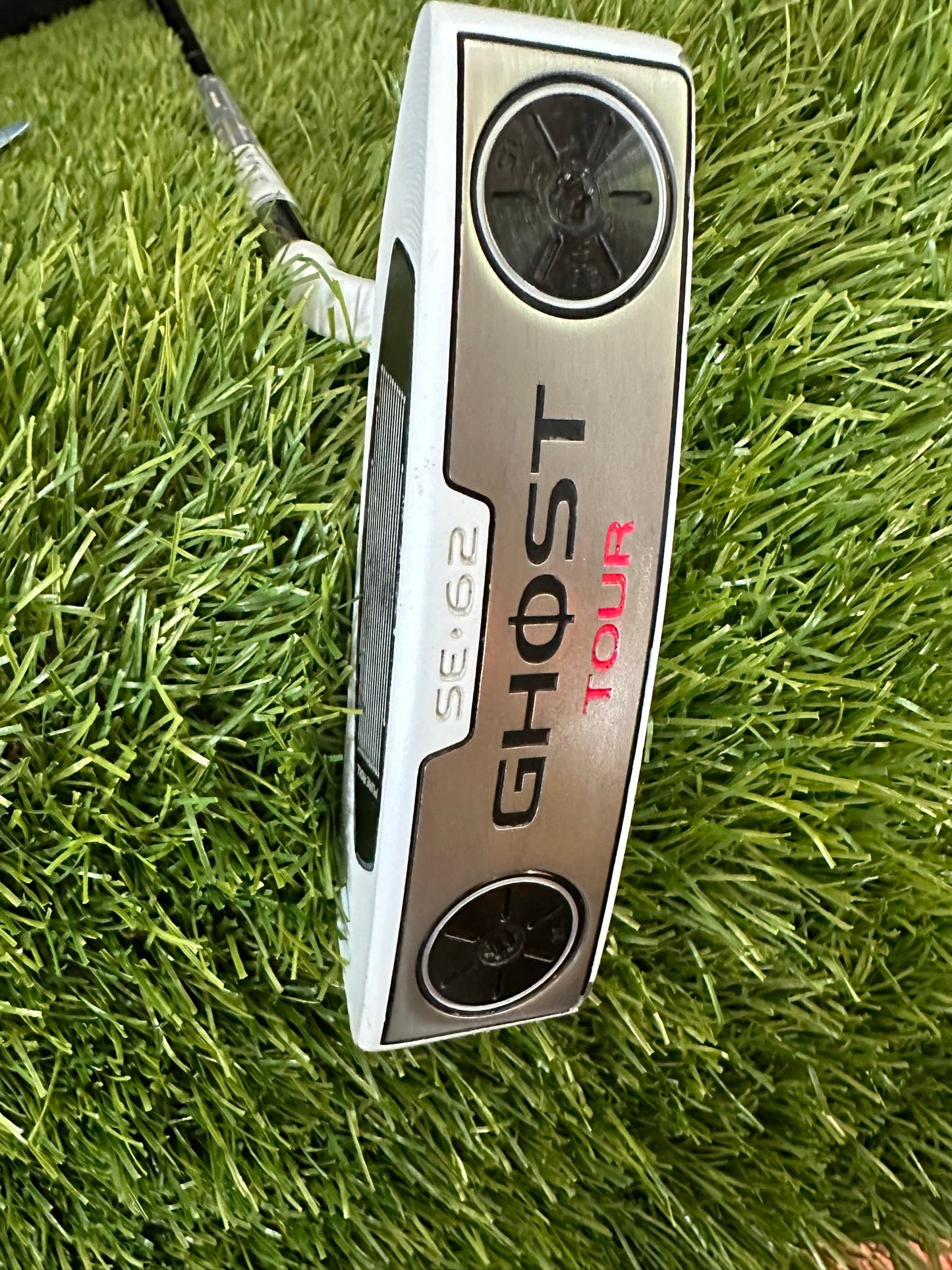 TaylorMade Ghost Tour 33 inch Putter, Stunning Club - Golf Store UK